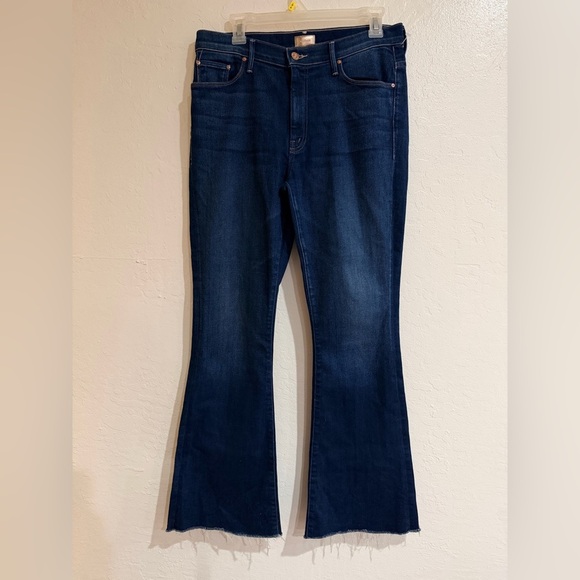 Mother The Weekender Fray Blue Denim Flared Women Jeans size 32